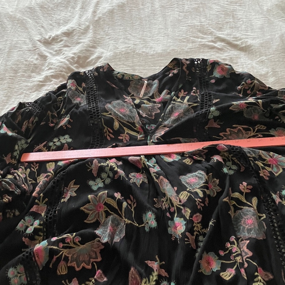 Free People Black Floral Top - Picture 5 of 11